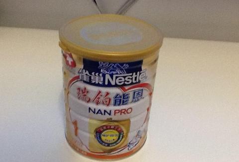 雀巢全球奶粉召回风暴:50国紧急行动,中国市场71批次涉事