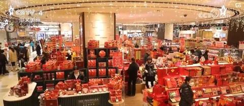 春节消费市场迎来爆发式增长:车厘子价格腰斩,年宵花经济绽放