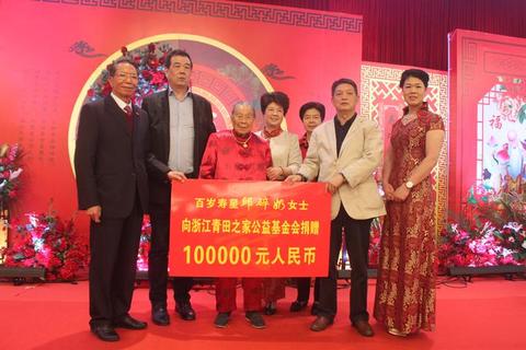 七旬老农捐千斤米油 浙江老年食堂里的双向奔赴