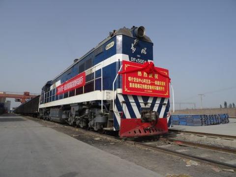 【财经观察】“雪莲速运”打通棉花出疆新通道：1395吨新疆棉直达山东，农产品物流革命悄然来临