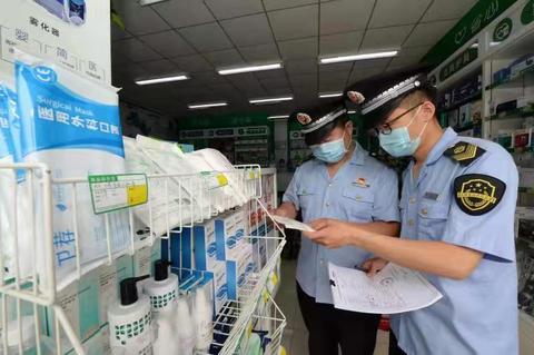 口罩惊现苍蝇尸体:医疗器械生产监管的警示