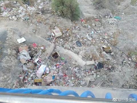 金沙江畔垃圾风波：2200斤生活垃圾的清理与反思